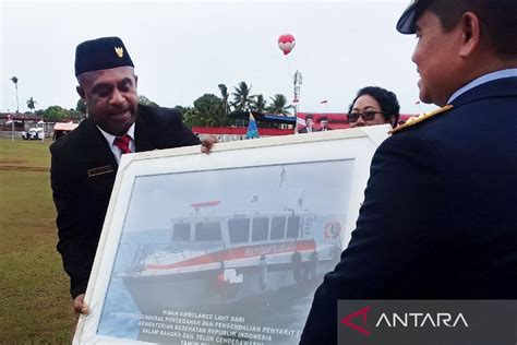 Dukung Sail Teluk Cenderawasih Kemenkes Hibah Ambulans Untuk Biak