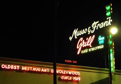 Artscapes: Musso & Frank Grill in Hollywood lures LA natives ...