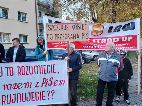 Protest przed spotkaniem z Kaczyńskim rozwiązany Dwie osoby zatrzymane