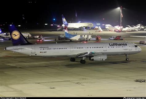 D AIRT Lufthansa Airbus A321 131 Photo by Björn Wylezich ID 227081