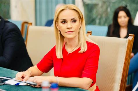 Gabriela Firea către Nicușor Dan și Radu Mihaiu pe tema Pasajului