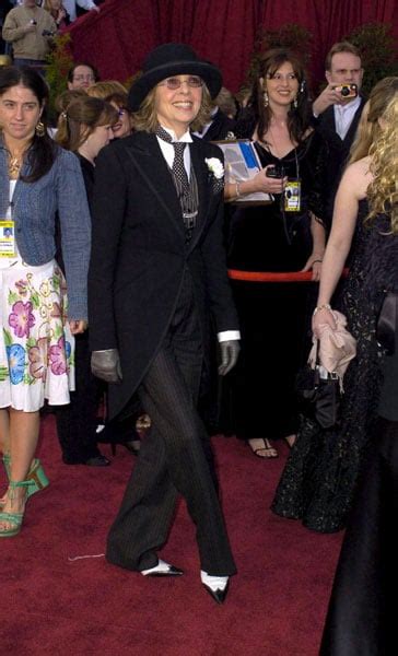 Diane Keaton at the 2004 Academy Awards | Historic Oscars Red Carpet Style | POPSUGAR Fashion ...