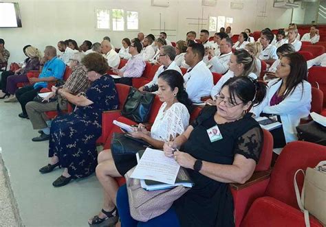 Desarrollan pleno del Programa Materno Infantil en Holguín