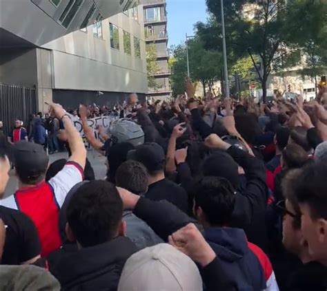 Watch Psg Supporters Screaming Leo Messi Son Of A B Ch In Front Of