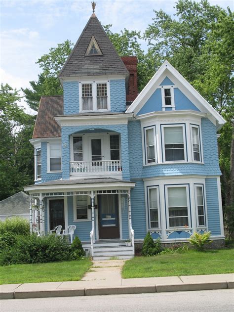 124 best images about Big BLUE House on Pinterest | Queen anne ...
