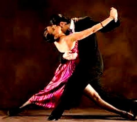 VIVIR Y SENTIR EL TANGO UN IMPERDIBLE MÁS PARA CONOCER ARGENTINA AL