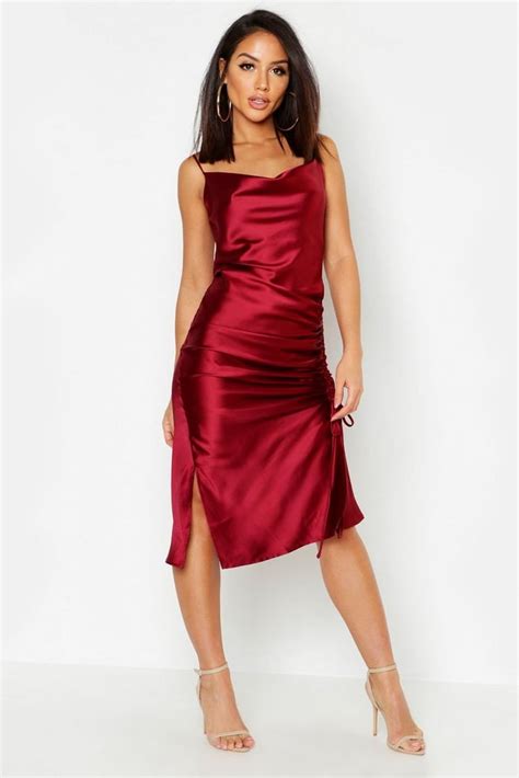 Boohoo Satin Ruched Side Dress Amal Clooney Red Slip Dress At Jennifer Anistons Party 2019