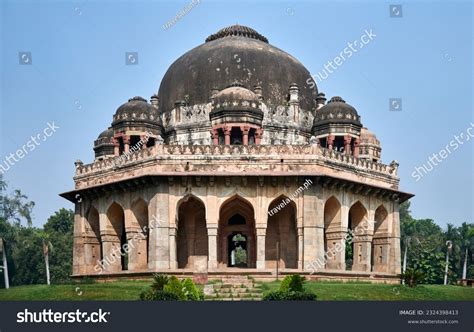 Tomb Of Mubarak Shah Sayyid