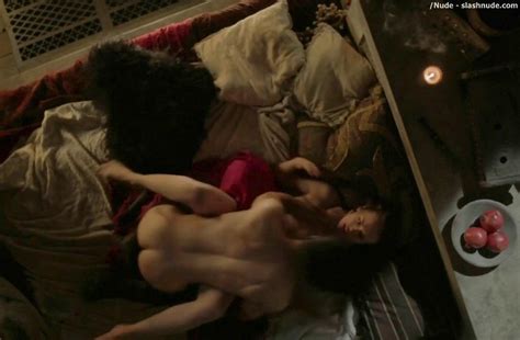 Laura Haddock Topless In Bed From Da Vinci Demons Photo 1 Nude