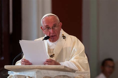 Pope Francis Approves Blessings For Same Sex Couples