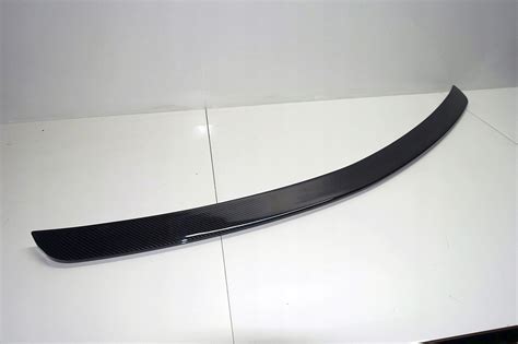 Mercedes W C Klas Spoiler Na Klape Lotka Carbon