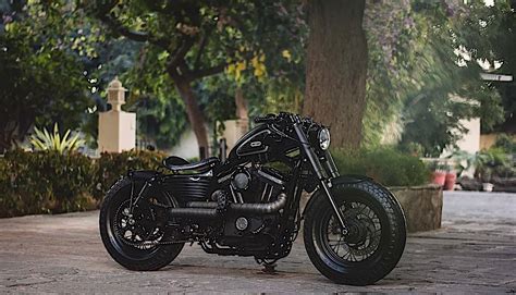 Harley-Davidson Forty-Eight Is the Black Paasha of Custom Builds ...