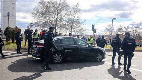 La Patronal Vtc Cifra En Los Coches Atacados En La Huelga Del Taxi