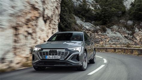 Audi Q E Tron Caratteristiche Prezzi E Configuratore