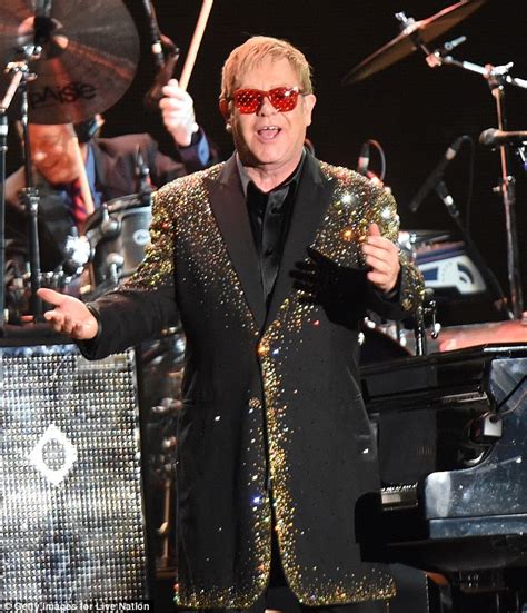 Elton John Puts On An Energetic Performance After Vladimir Putin Prank