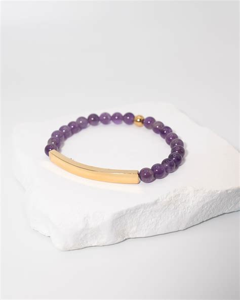 Jewelry for Meditation: What to Wear During Your Practice – LUNAR VINES