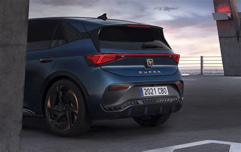 Electric Cupra Born Hatch Is A Vw Id3 With Added Latin Sizzle Carscoops