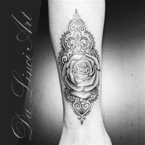 Black Grey Tattoo Da Linci Art