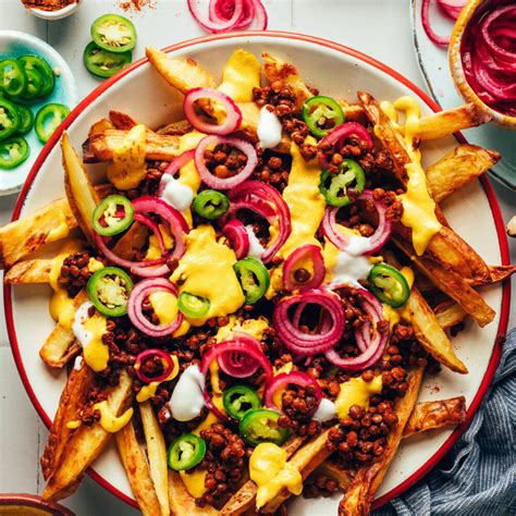 Vegan Nachos With Queso Minimalist Baker Recipes