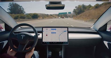 Navigate On Autopilot La Conducción Autónoma Mejora En Los Tesla