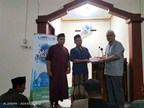 Safari Ramadhan BPR Syariah Sumbang Rp1 5 Juta Masjid Al Fattah BTN