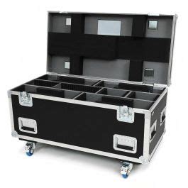 Flightcase F R X Showtec Helix S Q