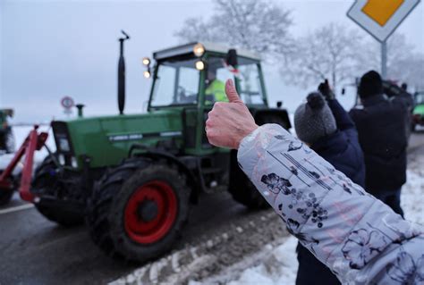 Protest poljoprivrednika u Nemačkoj Zbog smanjenja subvencija