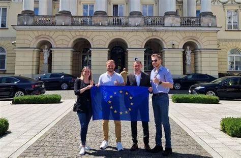 O dalszej pomocy dla ofiar powodzi spotkanie z władzami obwodu