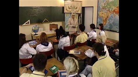 Upscaled Anal Lesson With Kelly Trump