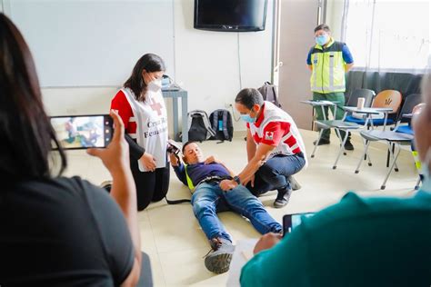 CRUZ ROJA ECUADOR on Twitter Siempre estamos educando y enseñando las