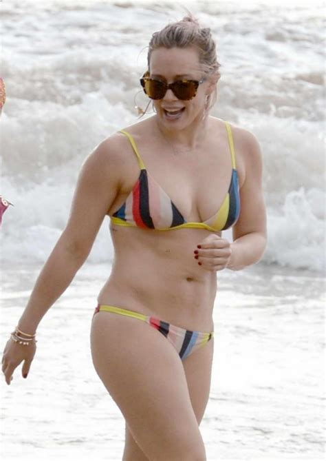 Hilary Duff In Bikini At The Beach In Hawaii Celebsla