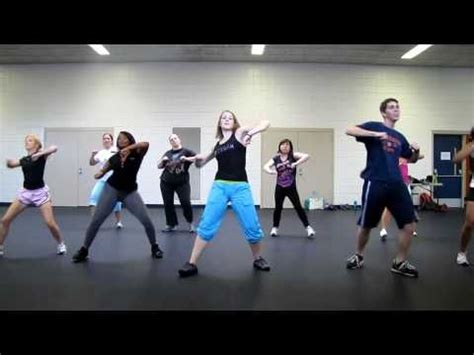 El Baile Del Pescao Zumba Workout Zumba Videos Zumba Routines