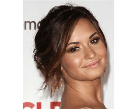 31 Spectacular Demi Lovato Hairstyles And Haircuts (With Images) | Fabbon