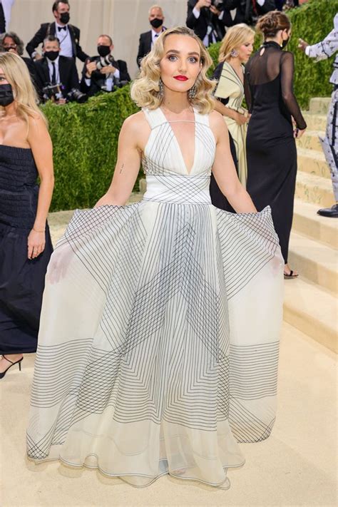 Chloe Fineman Wore Tory Burch @ Met Gala 2021