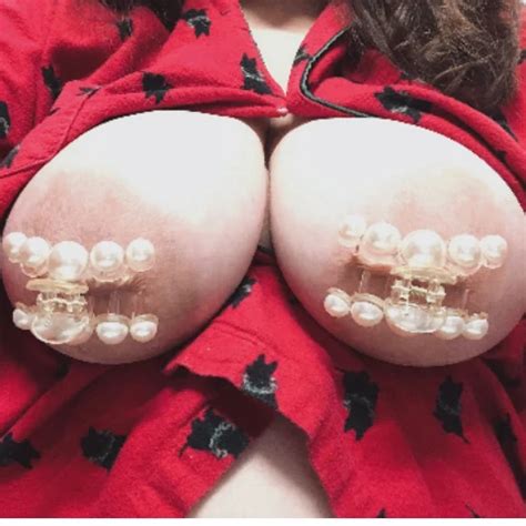 Self Fuck With A Zucchini Amateur Amateur Porn Feat Strawberry Bunny XHamster