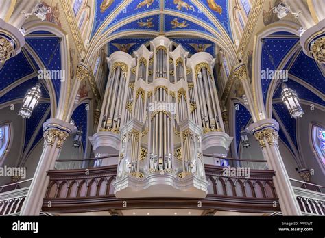 Pipe organ inside the historic Basilica of the Sacred Heart on the ...