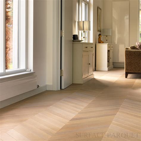 Parquet point de Hongrie Chêne huilé invisible 14x90 rustique