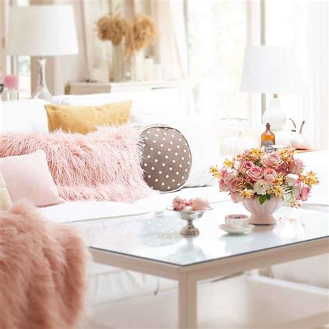 Pink Living Room D Cor With Wood Coffee Table Soul Lane