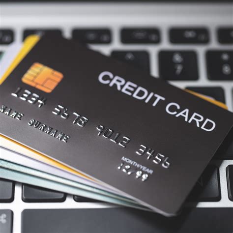 differences entre une carte de debit une carte de credit trounoir