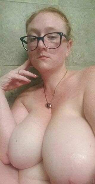 Big Titty Gamer Wifey Nude Onlyfans Nudostar Tv