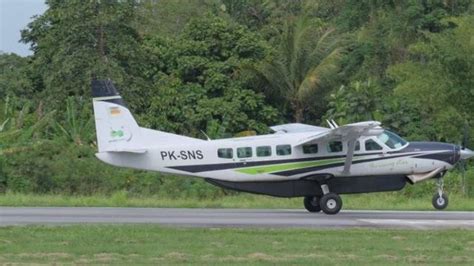 Pesawat Smart Aviation Tergelincir Di Bandara Sinak Kabupaten Puncak