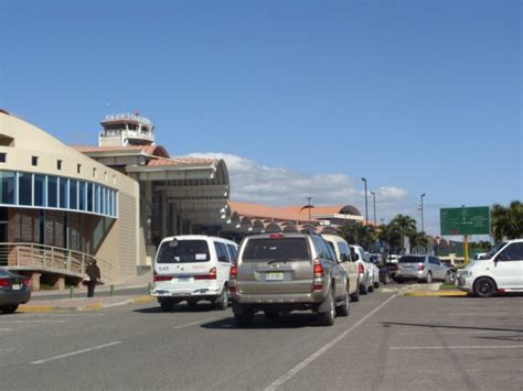 Aeropuerto Internacional del Cibao (STI) - Aeropuertos.Net