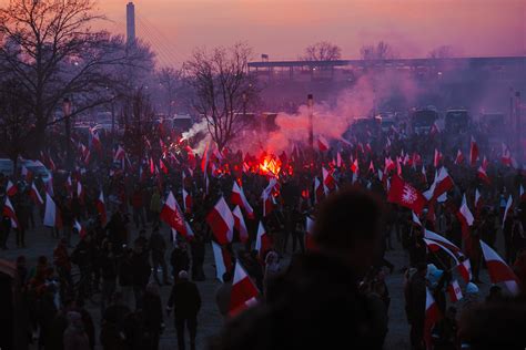 11 listopada 2021 103 rocznica odzyskania niepodległości Marsz