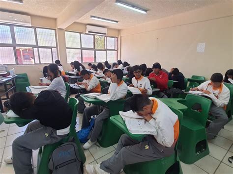 Regresan A Clases Mil Alumnos En La Frontera