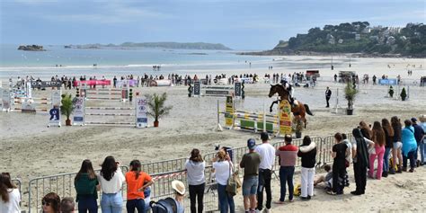 Tout Lagenda Vivre Ou S Journer Perros Guirec Cest Voir La Vie