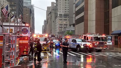 Helicopter Crashes Into High Rise Building In New York City Fire