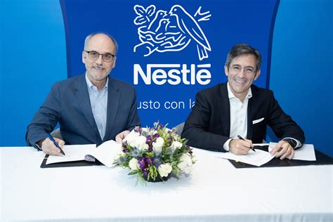 Nestlé Ecuador realizó la firma de dos convenios con la Asociación