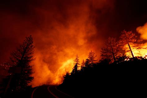 Thousands Flee As Wildfire Rages In California Amid Heatwave South