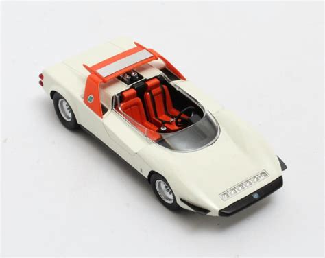 Modèle réduit Alfa Romeo P33 Roadster Pininfarina 1 43 Matrix