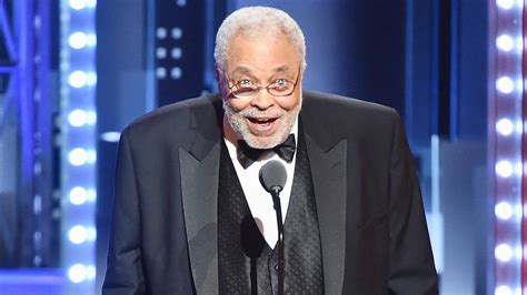 5 Days After James Earl Jones’ Passing A ‘star Wars’ Veteran Makes A Head Turning Vader